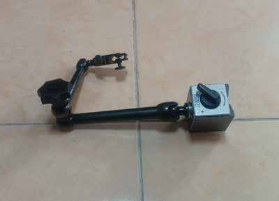 NOGA Magnetic-Base Indicator Holder