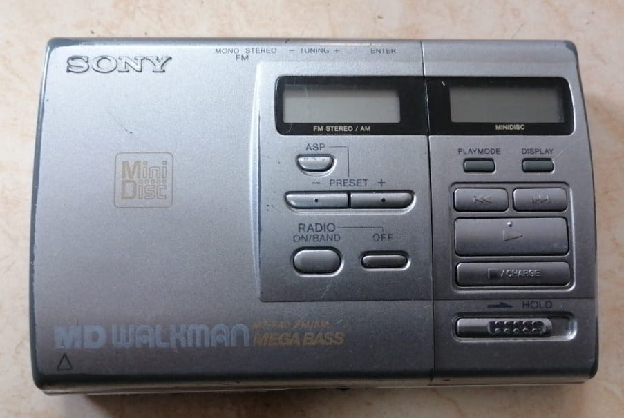 SONY MZ F40 Minidisc MD FMAM Walkman Portable Digital