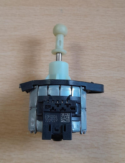 EGF0006 Bmw X5 far seviye ayar motoru