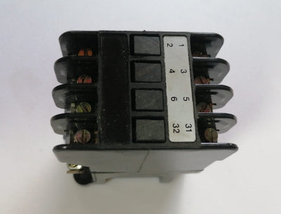 Siemens Kontaktör 3TA20  11-OAM